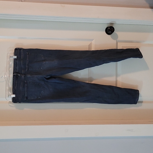 Mossimo - Picture 2 of 3